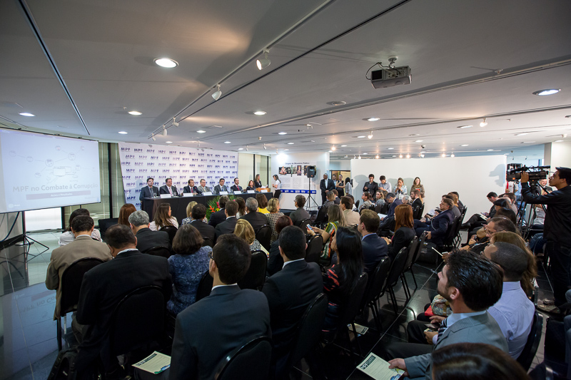 151209 10 Medidas Contra a Corrupcao - Joao Americo-11.jpg