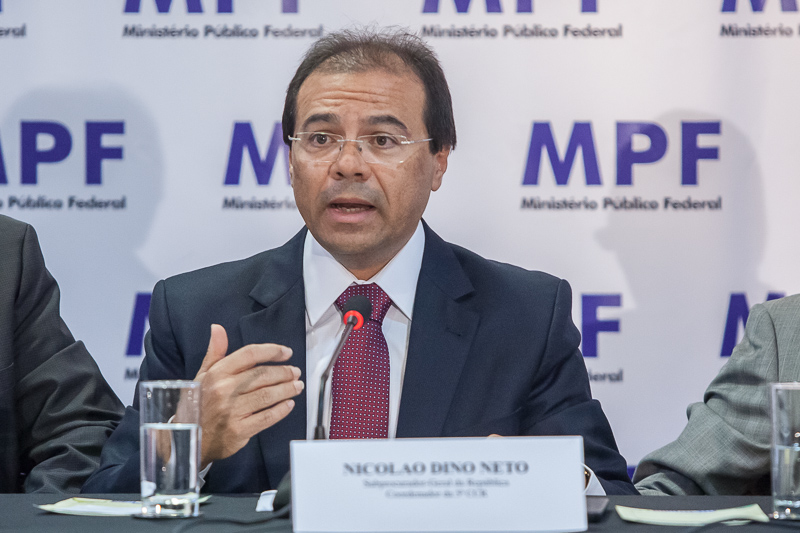 151209 PGR Dia Internacional Combate Corrupcao Leonardo Prado-8.jpg