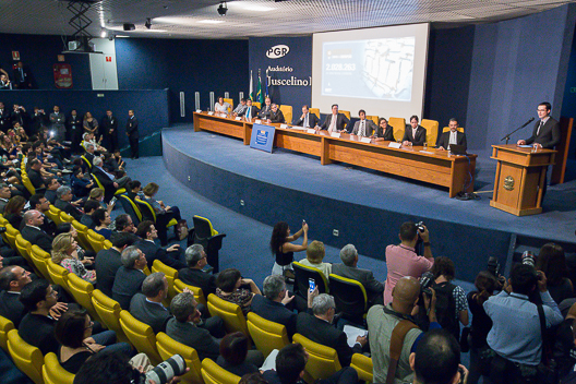 160329 Ato Entrega Assinaturas 10 medidas Combate Corrupcao - Antonio (20).jpg