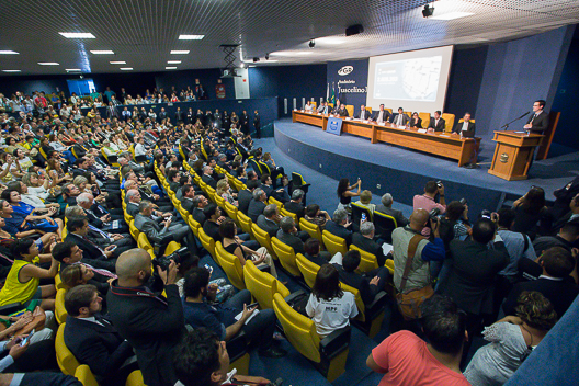 160329 Ato Entrega Assinaturas 10 medidas Combate Corrupcao - Antonio (21).jpg