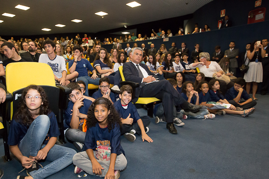 160329 Ato Entrega Assinaturas 10 medidas Combate Corrupcao - Antonio (5).jpg